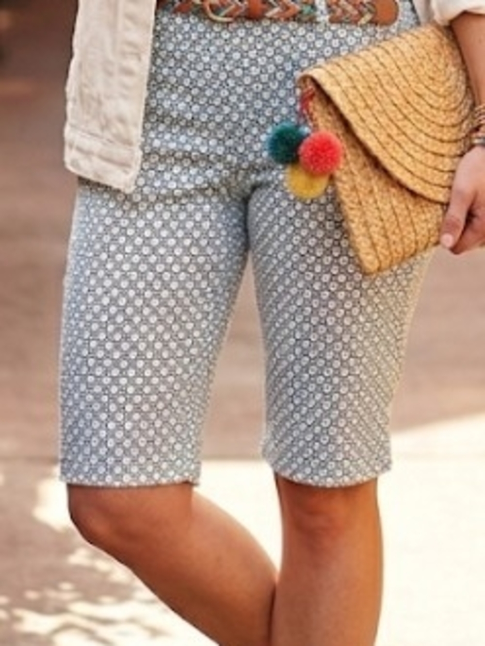 Printed Cotton Blend Women’s Knee-Length Shorts-Light Blue (Sz M) Stretchy Comfy
